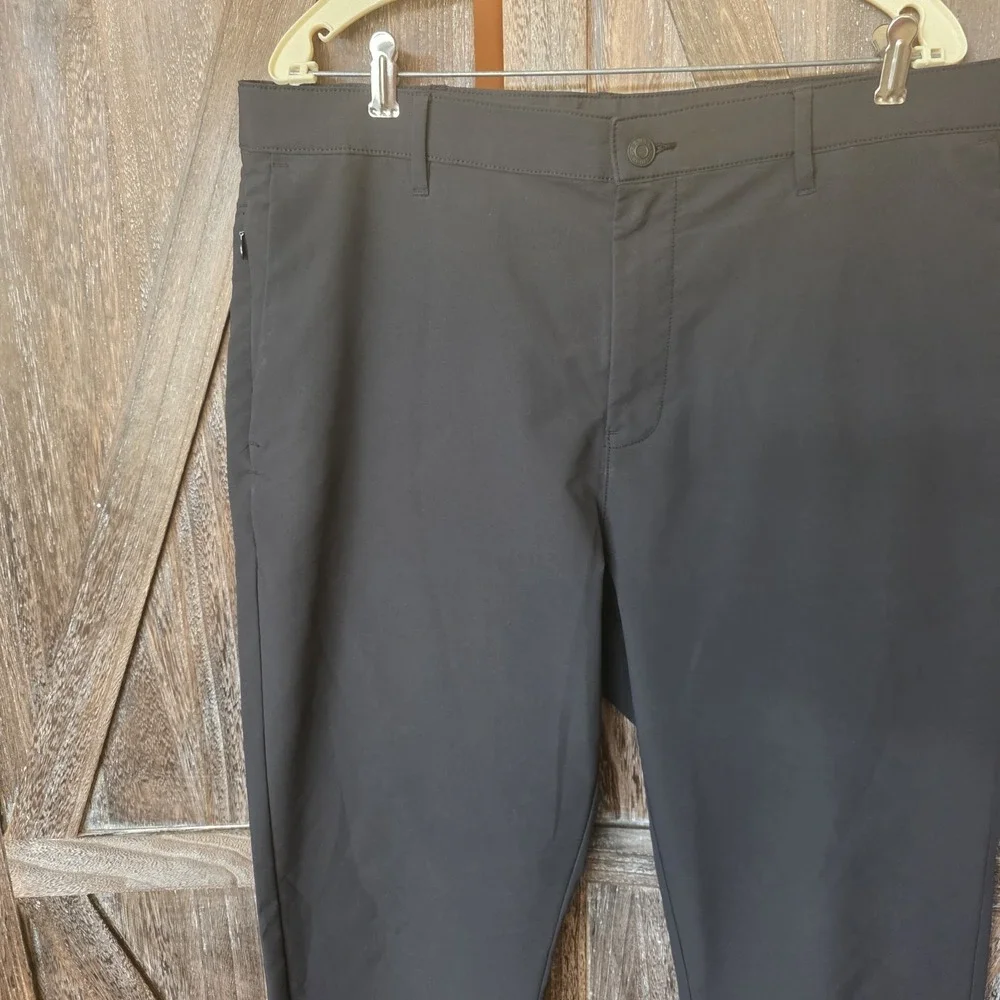 Banana Republic Pants Men's Size 38/32 Black Performance Lightweight Golf
